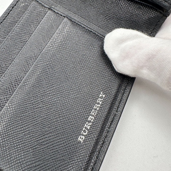 Burberry Bi Fold Wallet - Picture 2 of 10